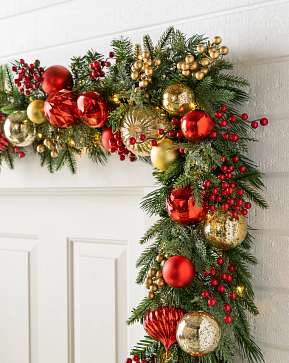 Outdoor Christmas Charm Garland Outdoor Christmas Charm Garland