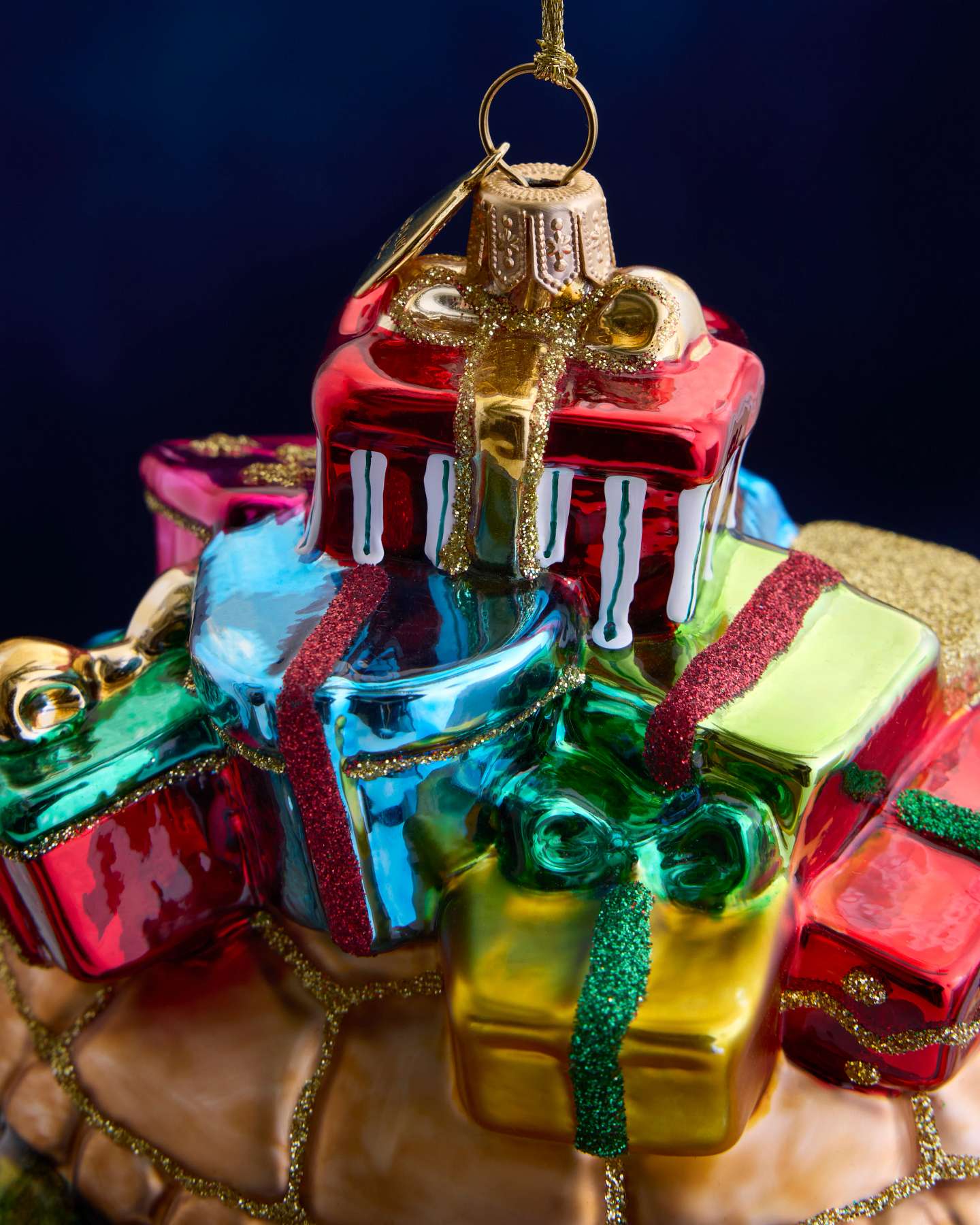 Balsam Hill Studio Honu with Gifts Ornament