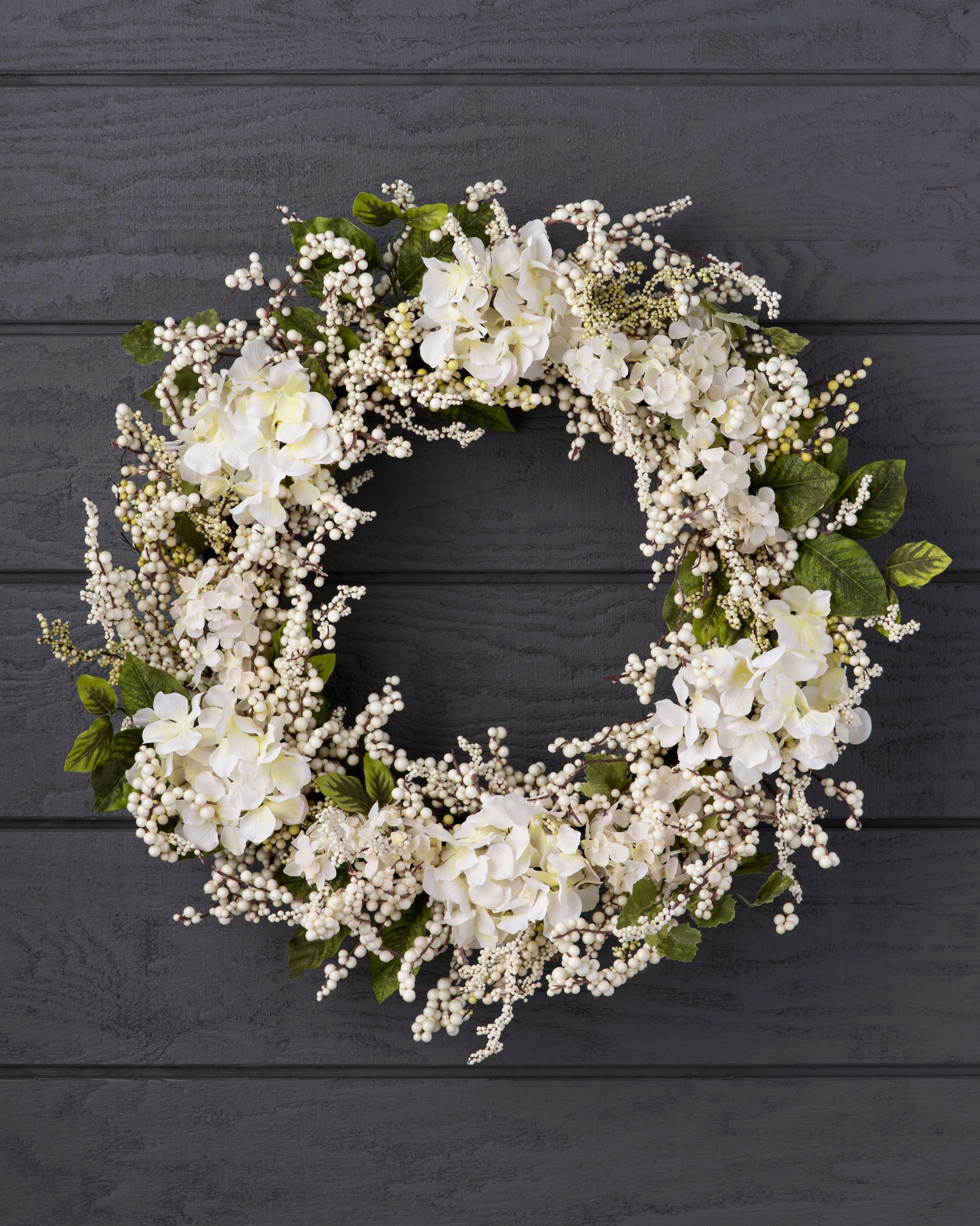 Gypsophila and Strawflowers Babe Heart Wreath – VanCortlandt Farms