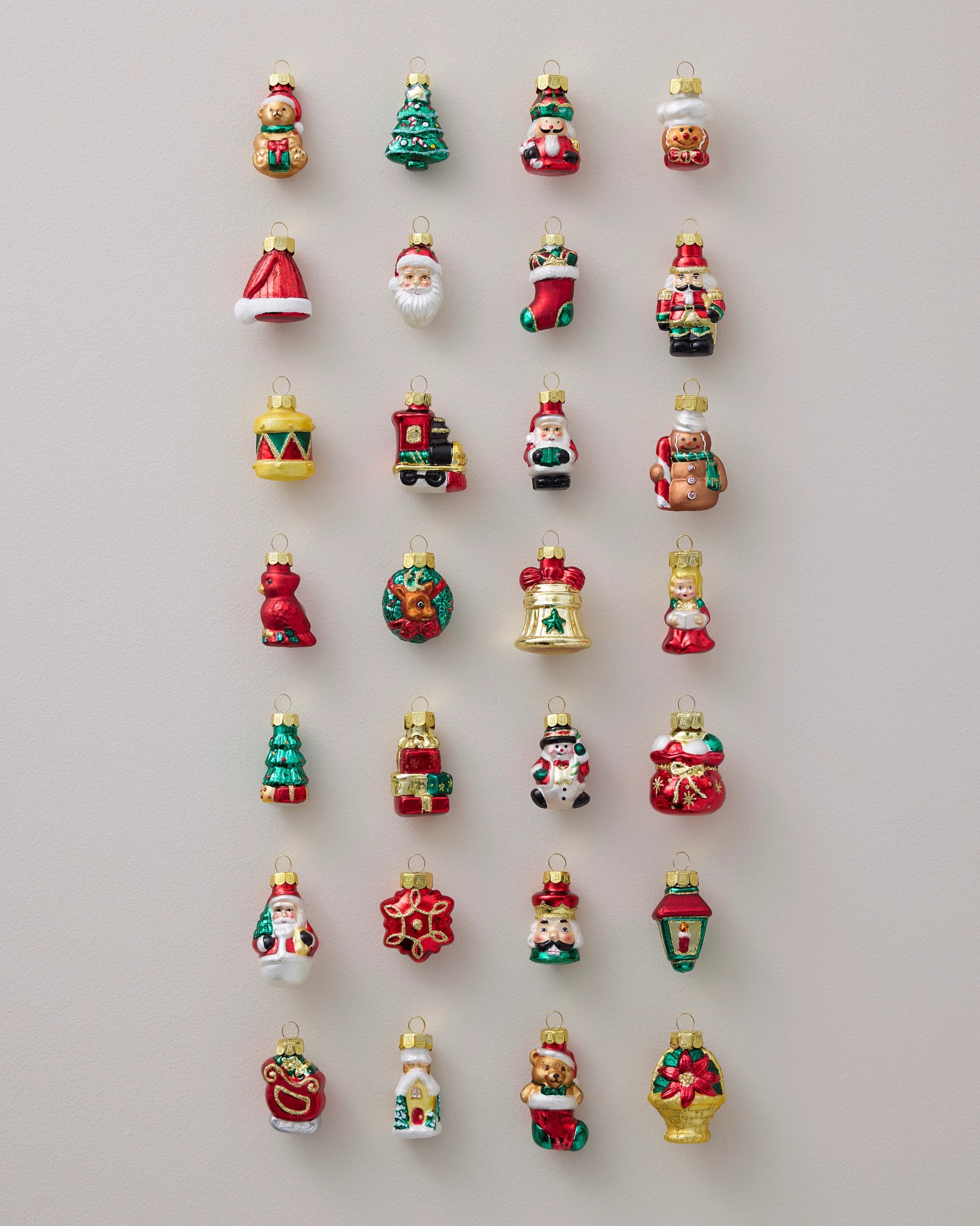 Christmas Nostalgia Mini Ornament Set