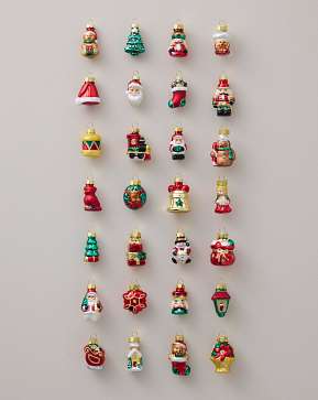 Christmas Nostalgia Mini Ornament Set Christmas Nostalgia Mini Ornament Set