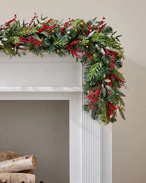 Evergreen Pepper Berry Garland Evergreen Pepper Berry Garland