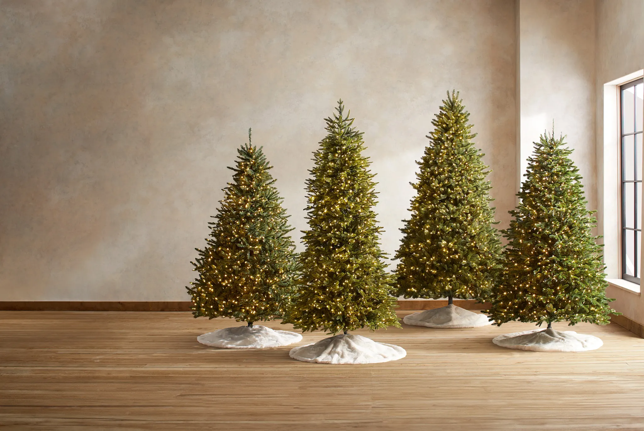 How to Choose a Artificial Christmas Tree: Ultimate Buyer’s Guide 2025