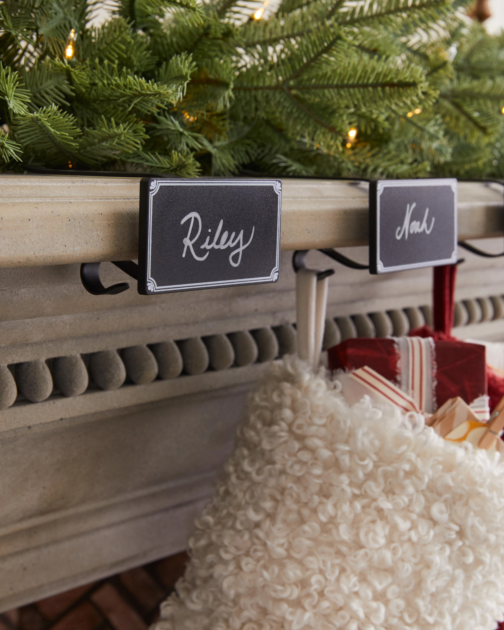 MantleClip® Stocking Holder with Clip-on Chalkboards Set