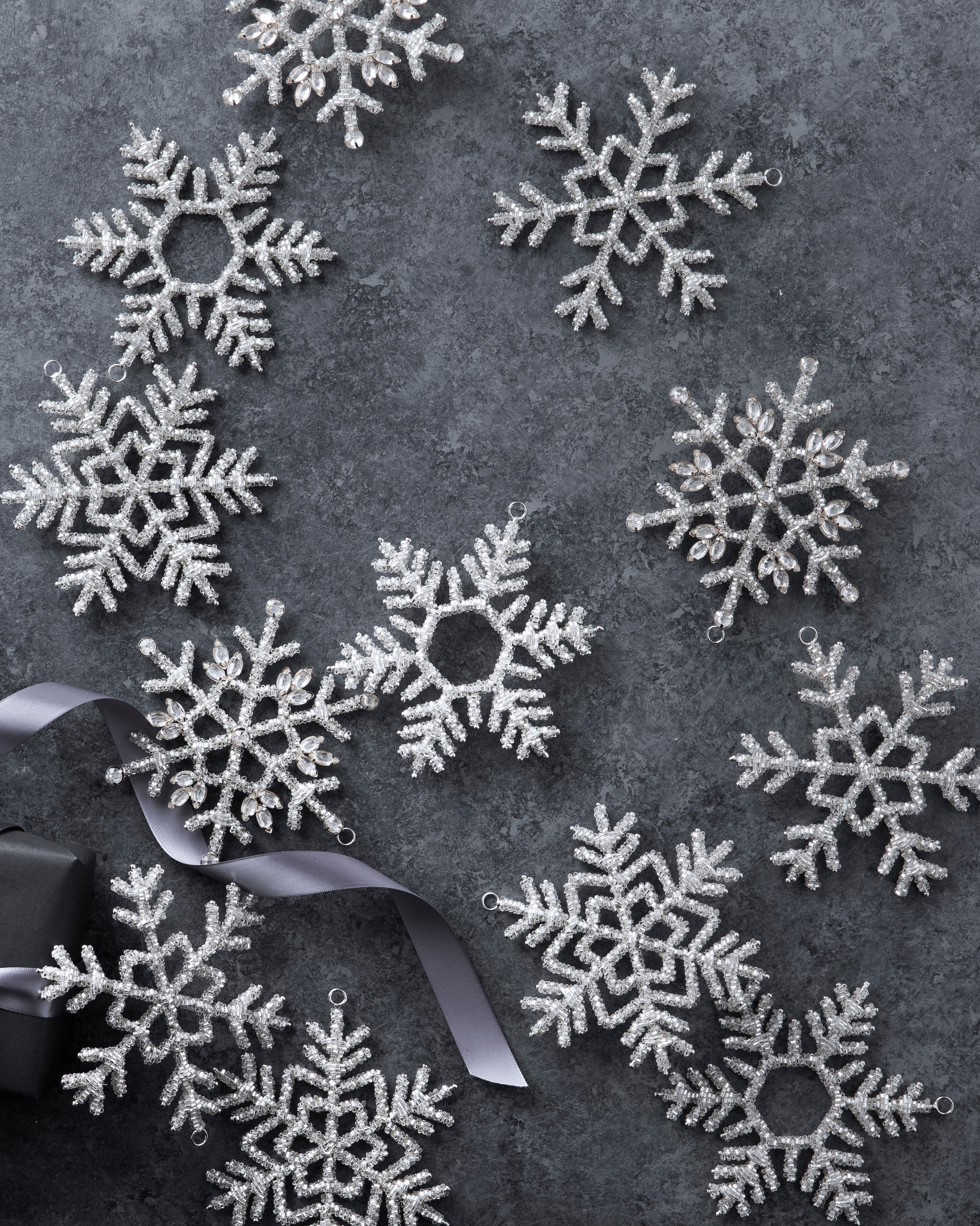 Beaded Snowflake Ornament Set