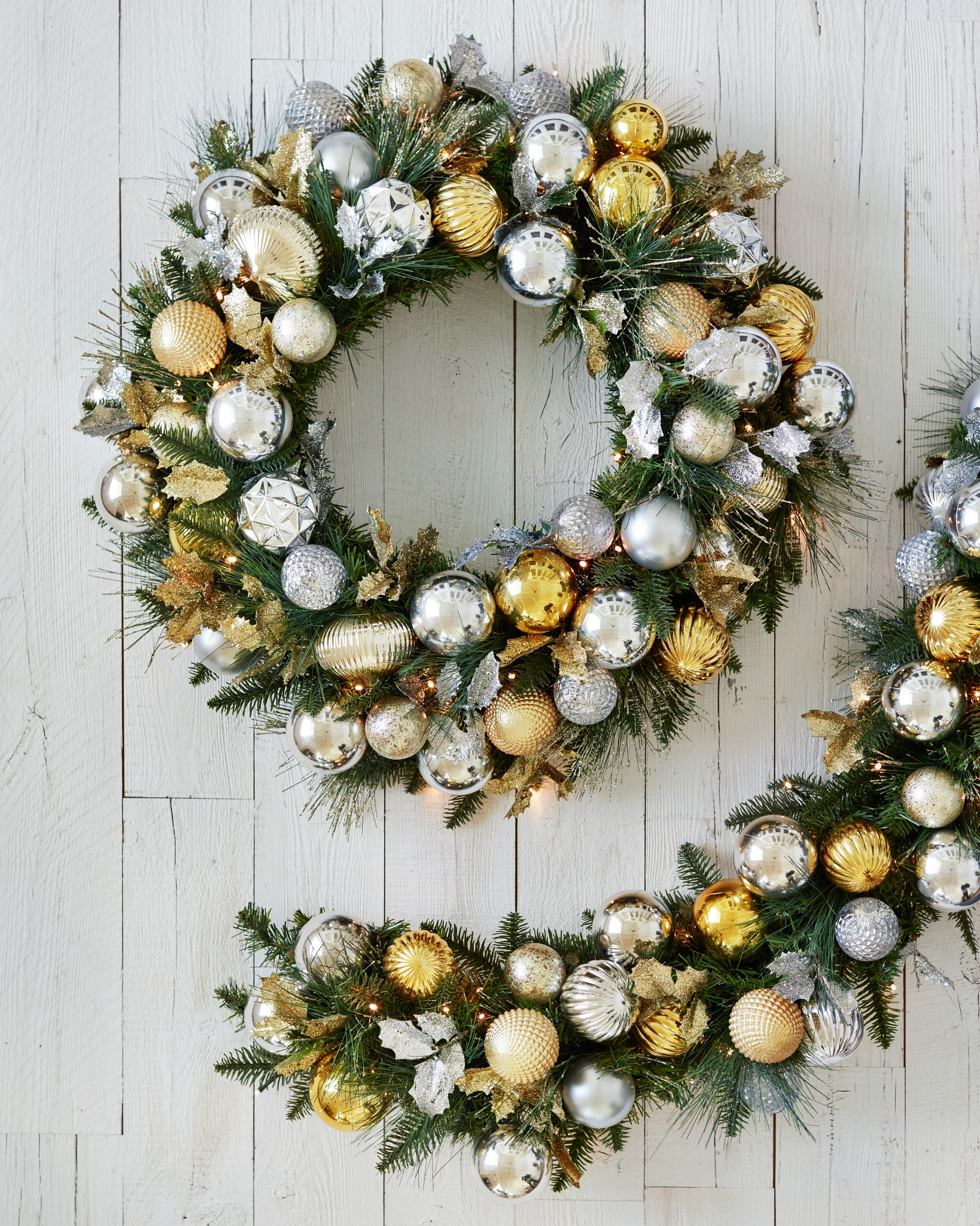Gold with Silver Christmas Wreath Gold with Silver Christmas Wreath