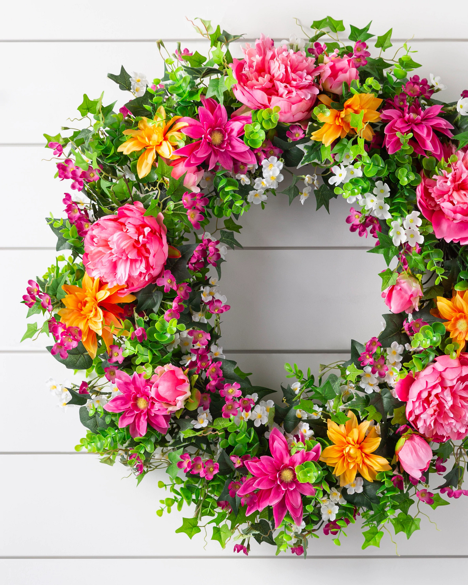 Outdoor Radiant Peony Wreath