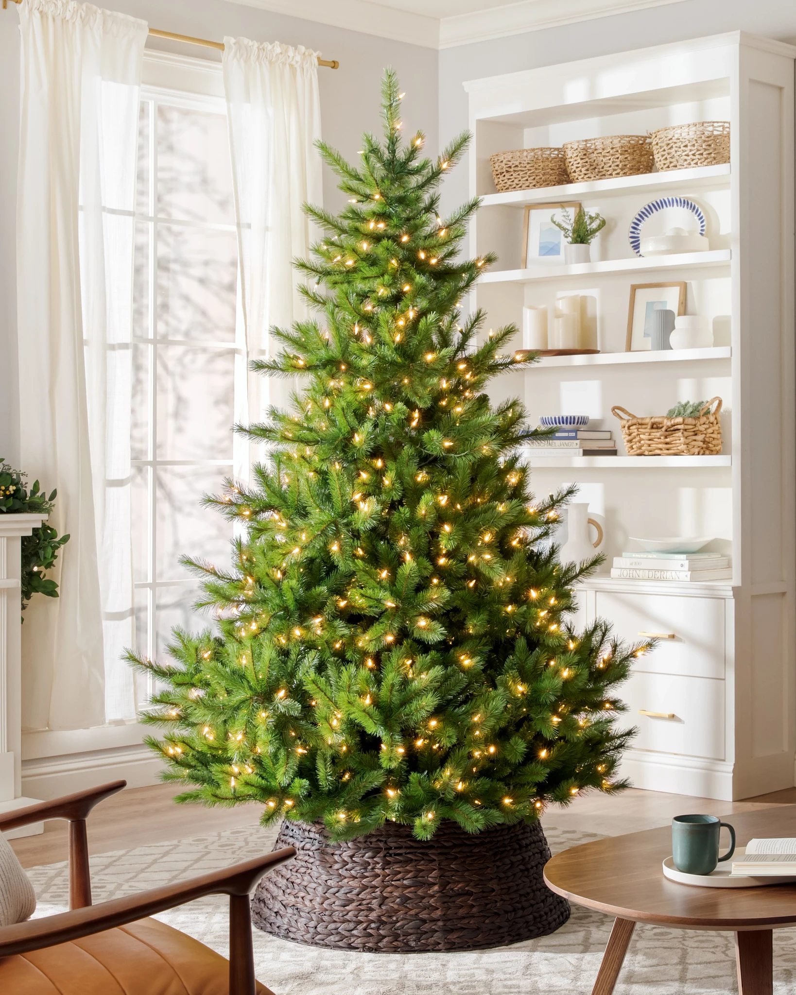 Knstliche Weihnachtsbume  Nordmanntannen Standard | Balsam Hill