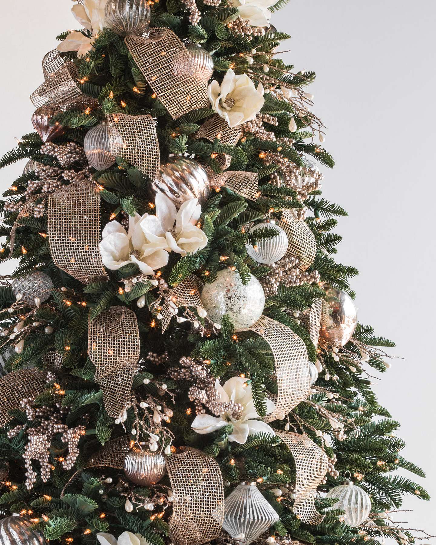 Balsam Hill French Country Christmas Ornament Set of 12 Tree Display