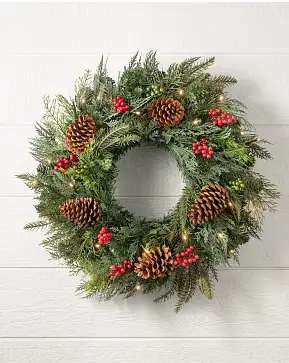 Outdoor Winter Evergreen Wreath Outdoor Winter Evergreen Wreath
