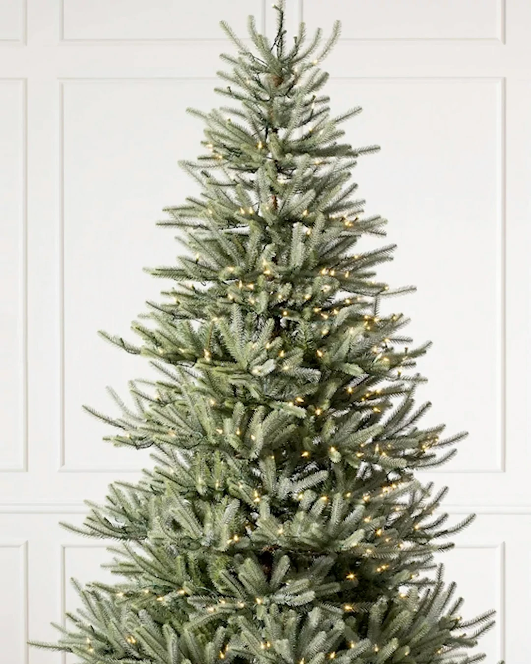 Best Artificial Christmas Trees Looking Like Real Ones: Stunning & Lifelike Picks