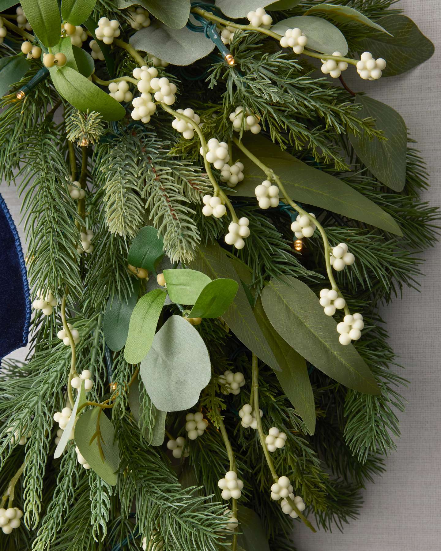 26" Snowberry Dream Wreath