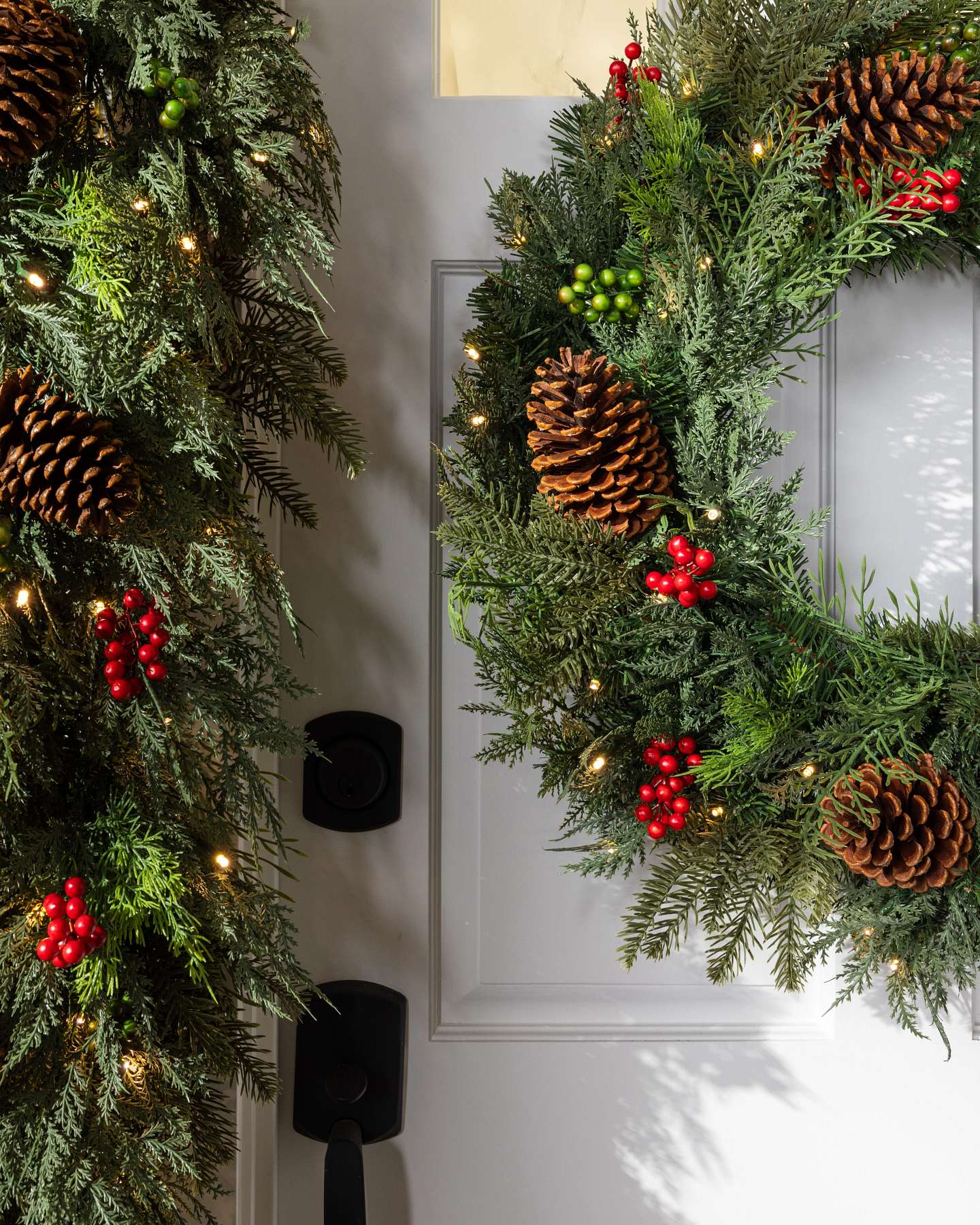 Balsam Hill Outdoor Winter Evergreen Artificial Christmas Front Door Kit Festive Closeup