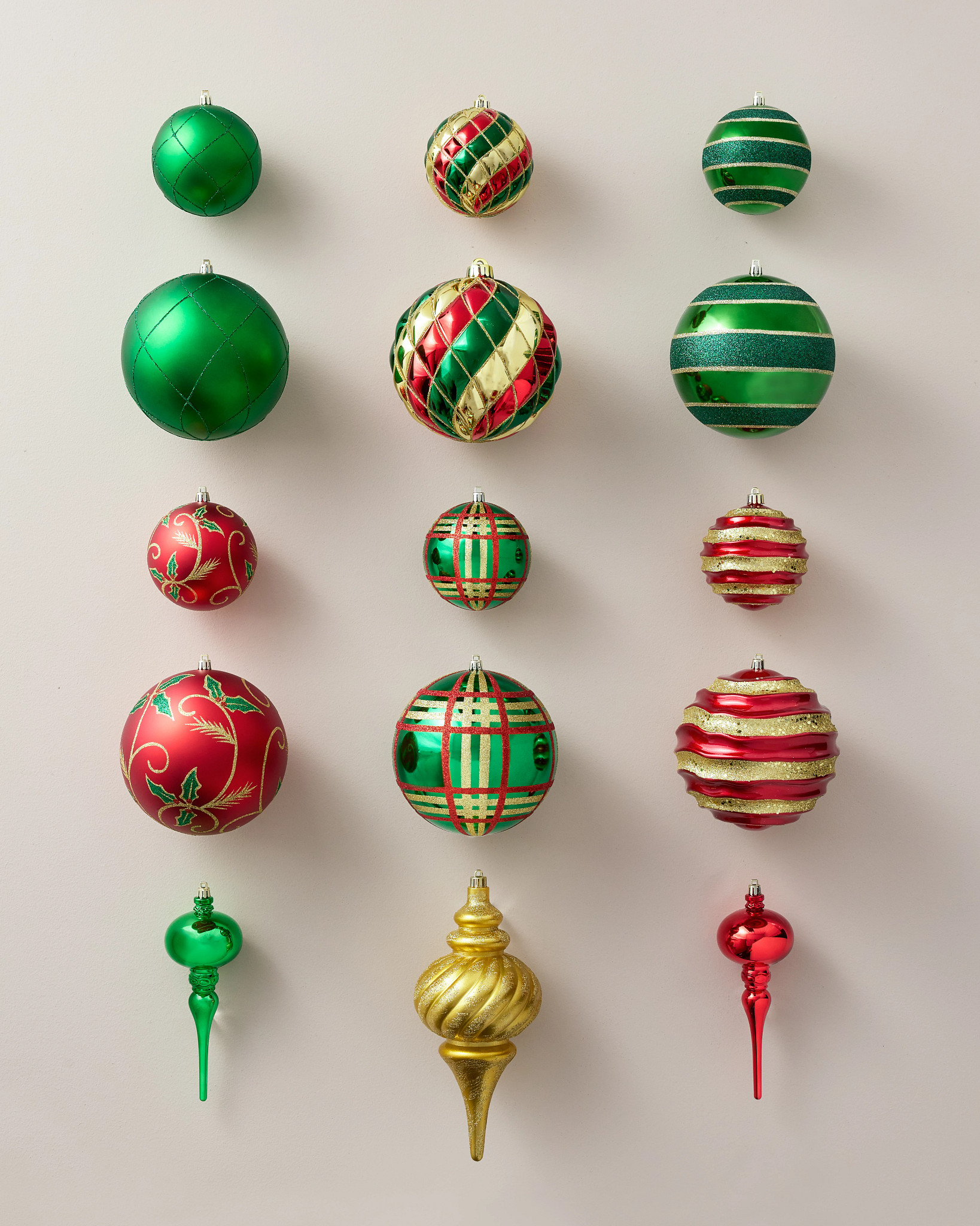 Merry Mix Shatter-Resistant Ornament Set