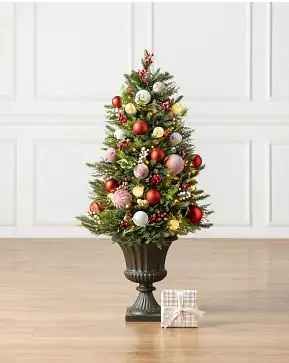 Outdoor Lit Nordic Splendour Potted Tree Outdoor Lit Nordic Splendour Potted Tree