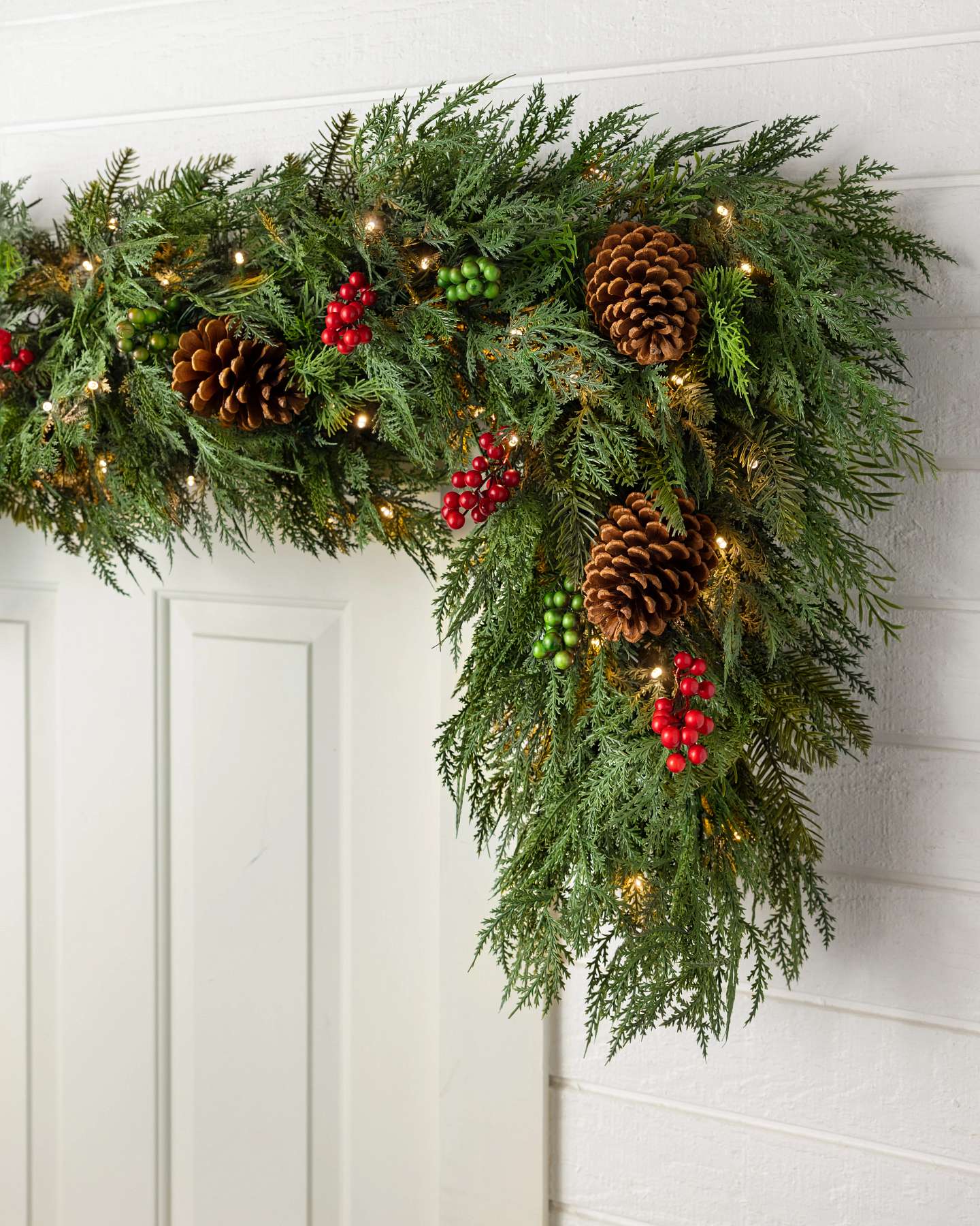 Balsam Hill Outdoor Winter Evergreen Artificial Christmas Garland 6-Feet Holiday Accent