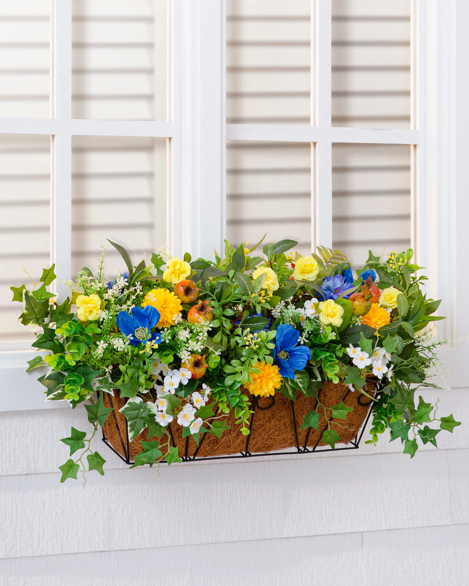 Outdoor Summer Breeze Window Box