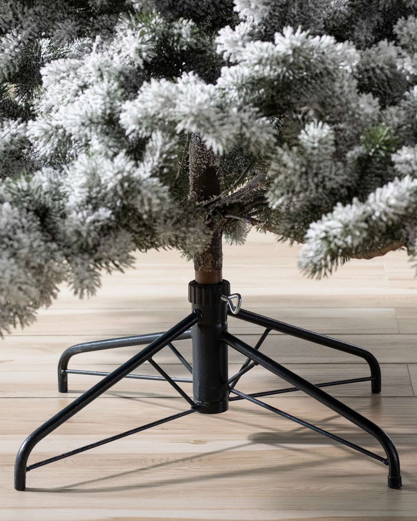 Balsam Hill Frosted Yukon Spruce Christmas Tree Special Feature