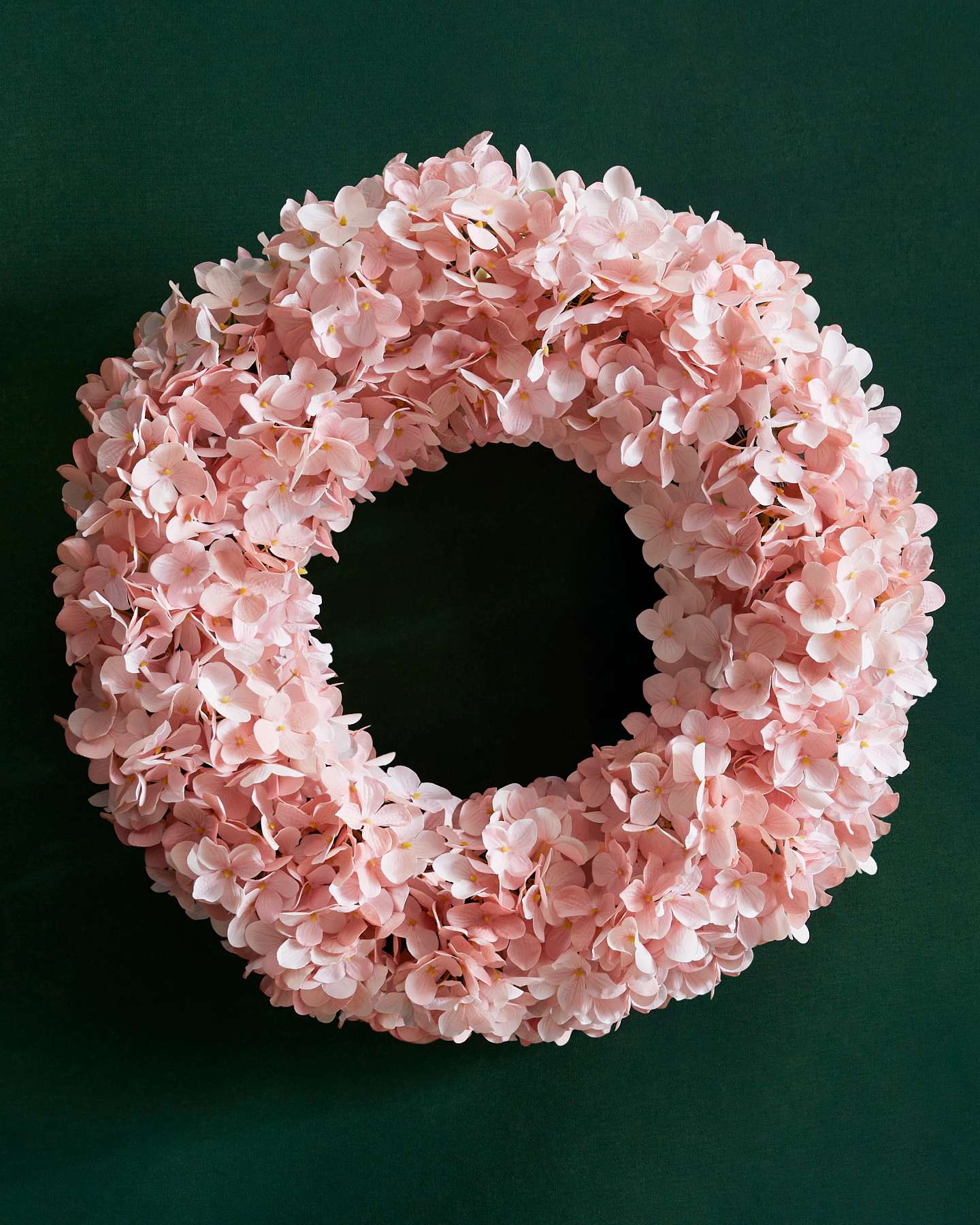 Balsam Hill Pink Outdoor Hydrangea Harmony Artificial Spring Wreath Showcase