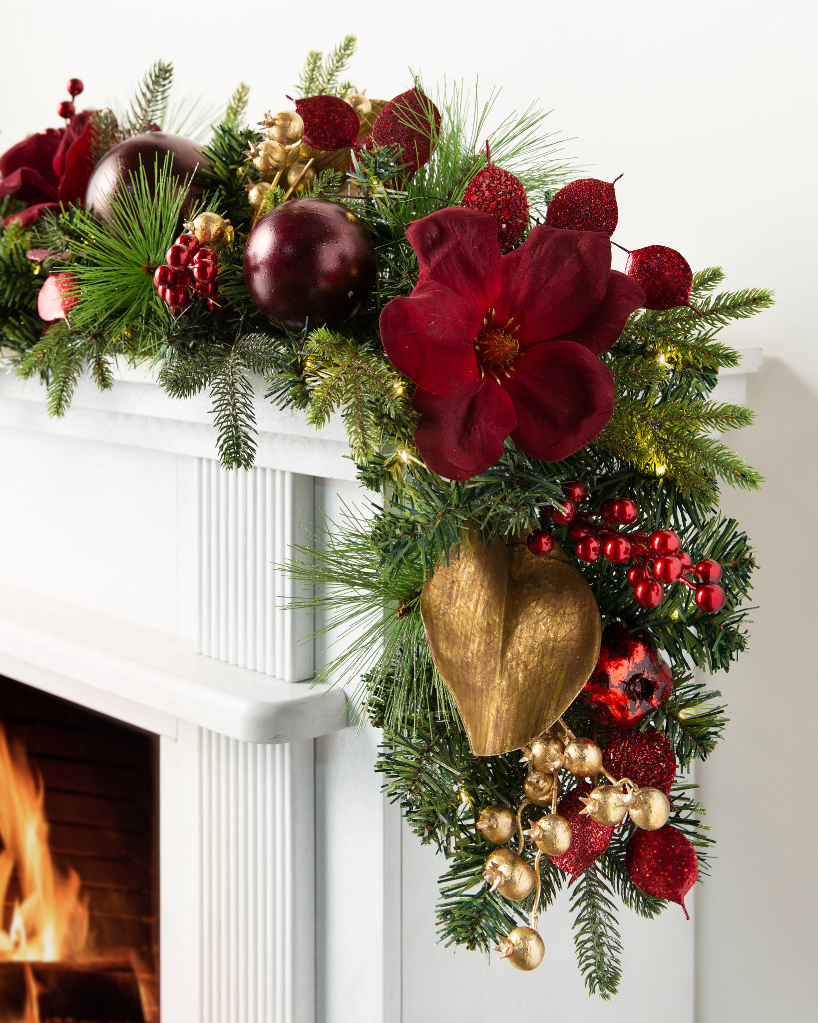 Gilded Glory Magnolia Garland