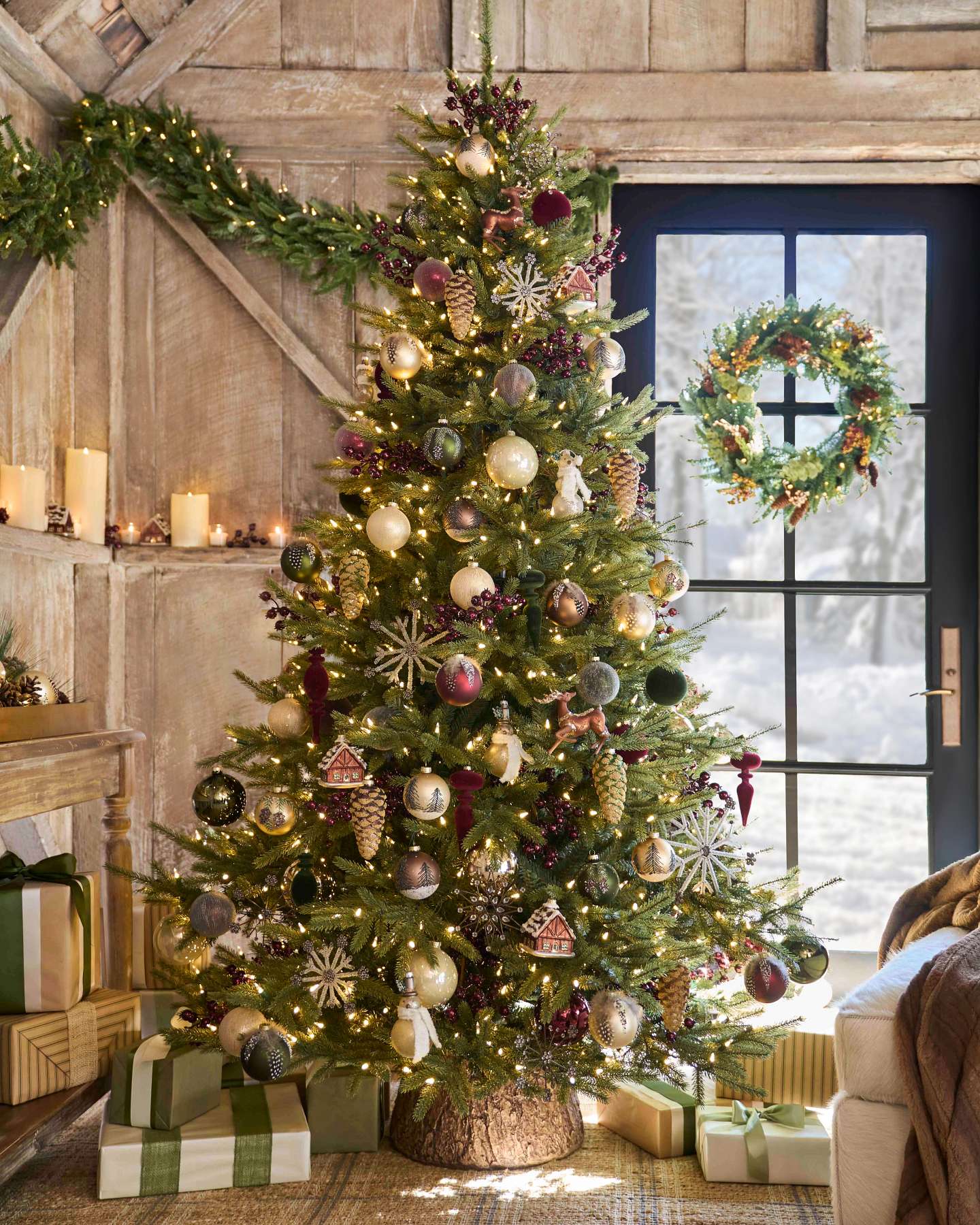 Winter Lodge Cabin Glass Ornament Set