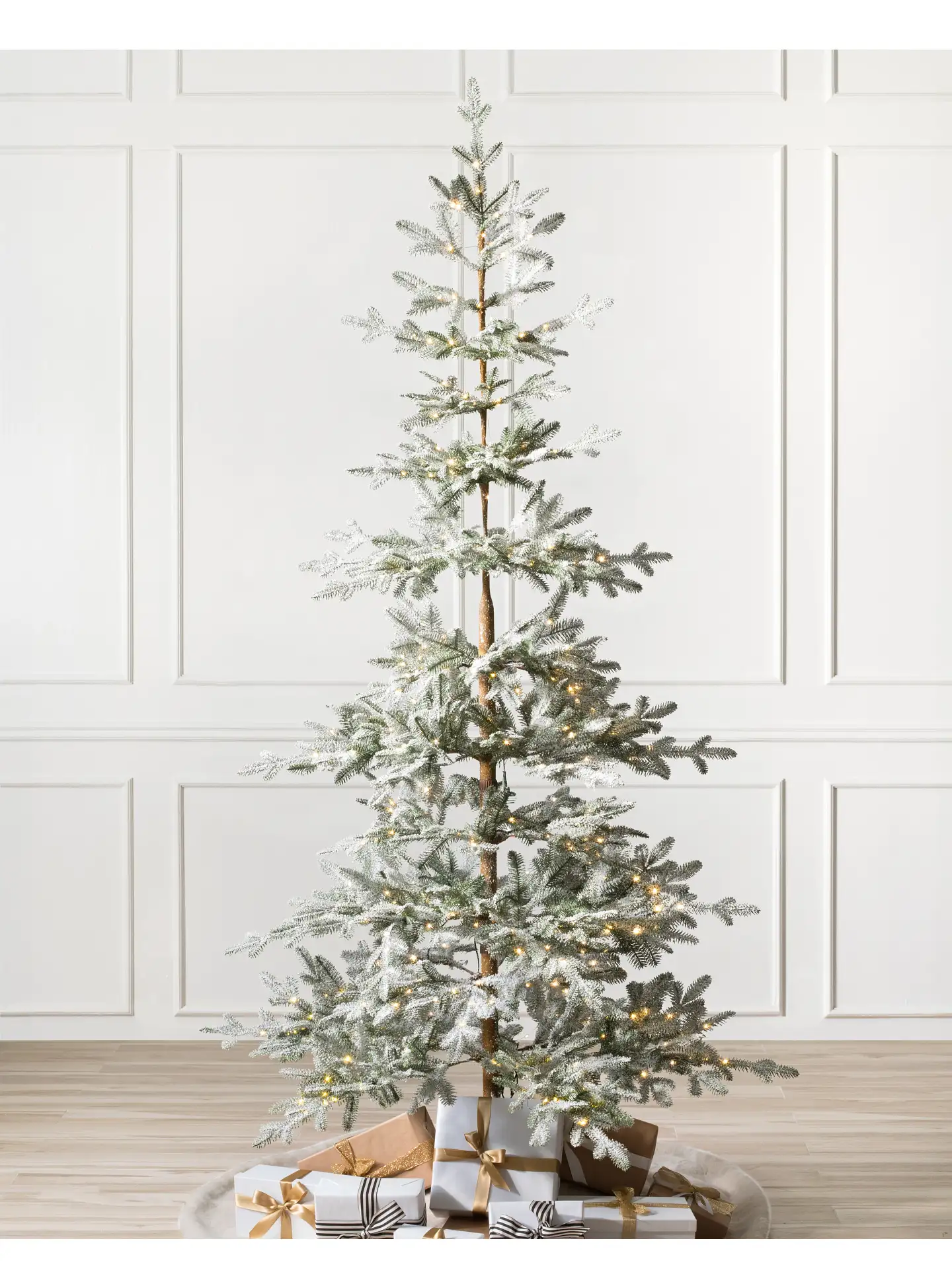 Künstliche Weihnachtsbäume – Alpine Balsam-Tannen mit Schnee