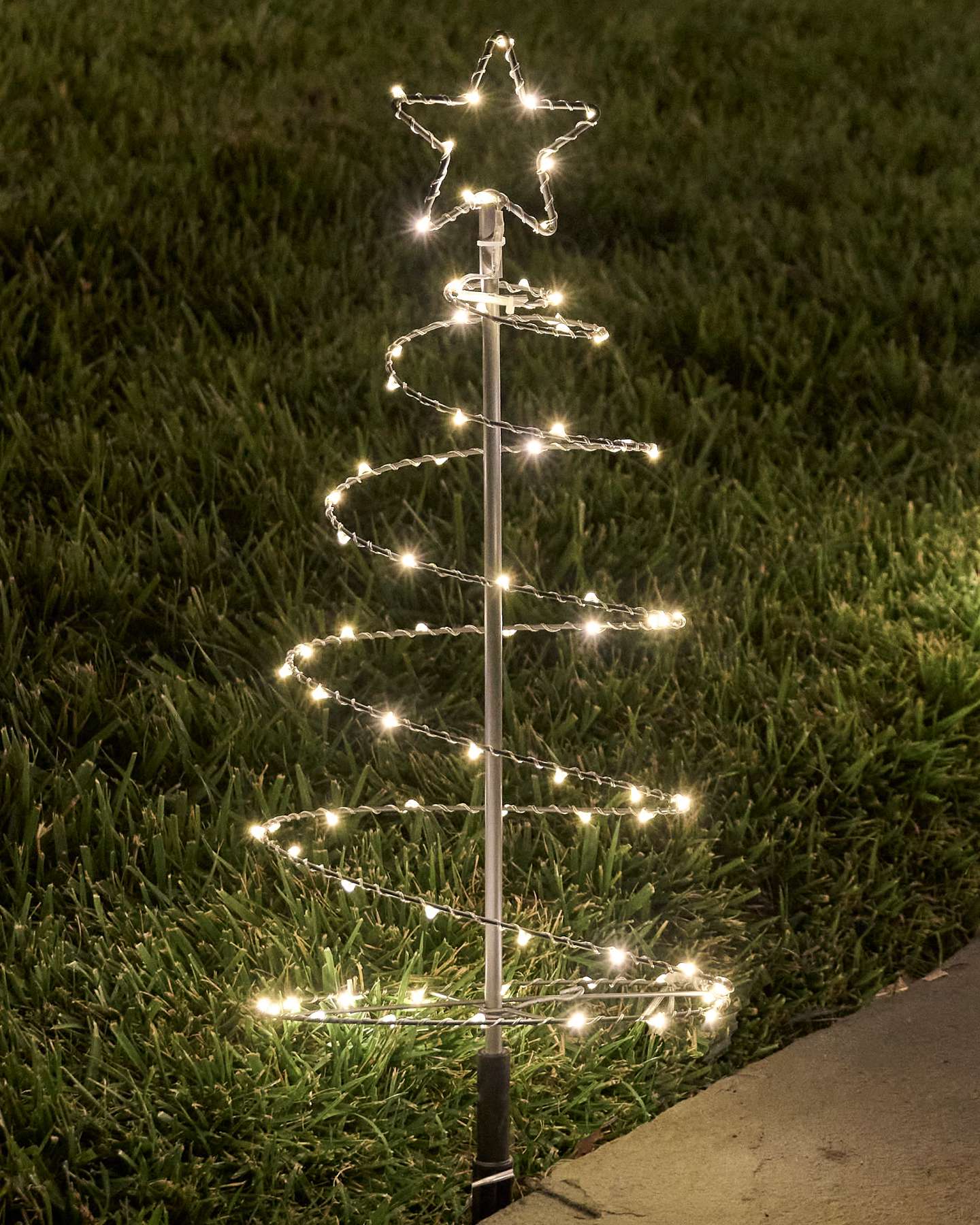 Balsam Hill Outdoor Spiral Artificial Christmas Tree Pathway Lights Set of 4 Closeup