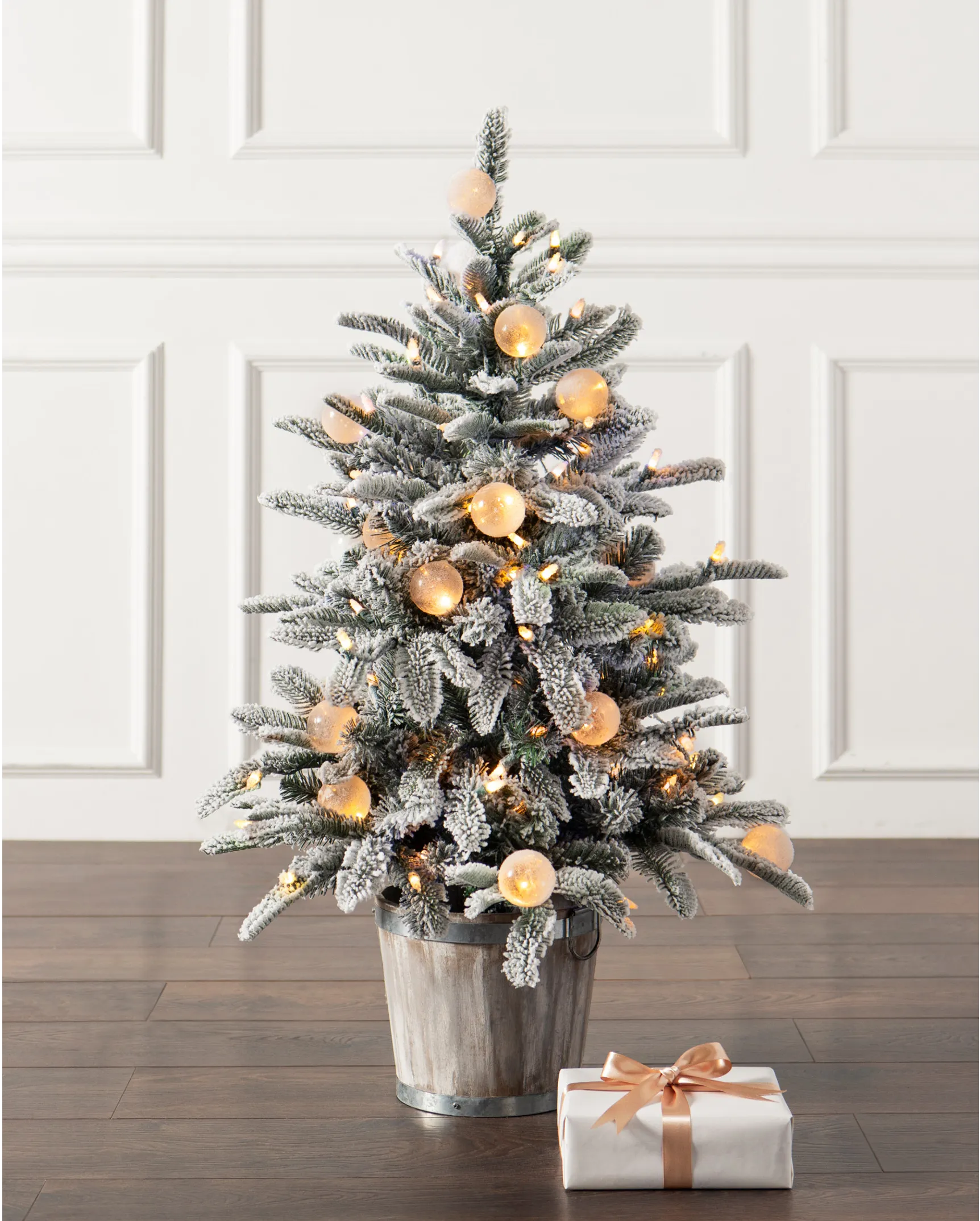 String Art Christmas Tree Ornament kits- Poinsettia, Snowflake, Tree, – Fur  All Times