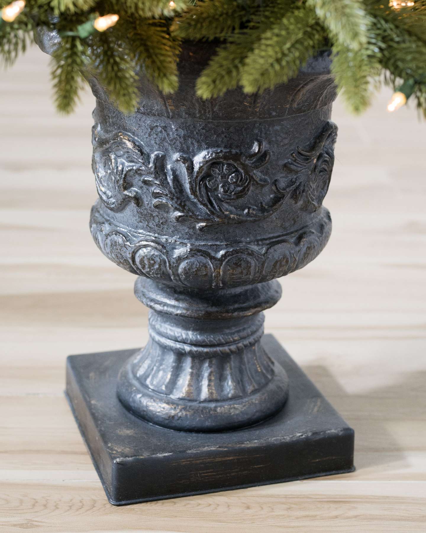 Highland Estate Potted Spruce by Balsam Hill SpFeat 10