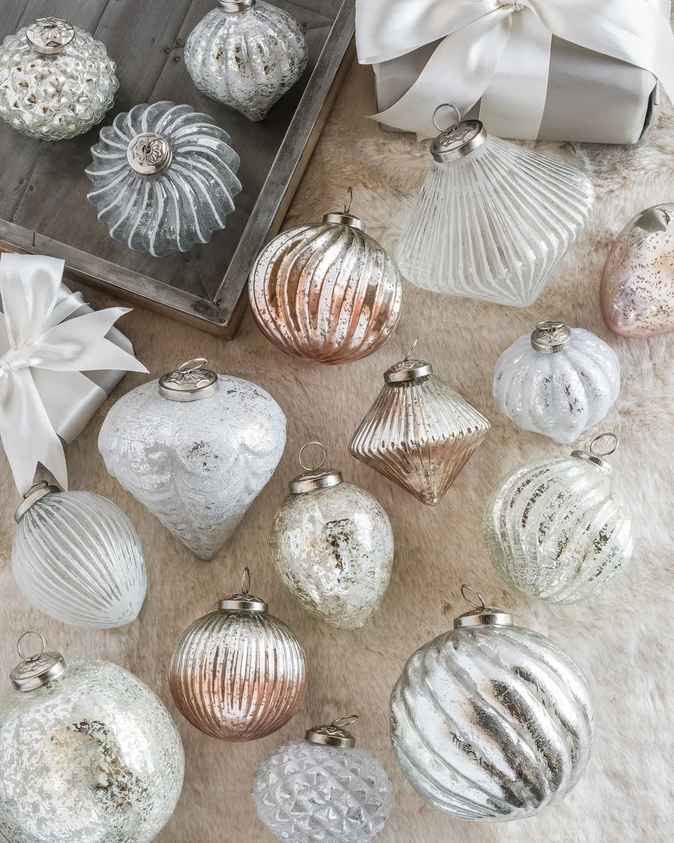 Image of French Country Ornament Set