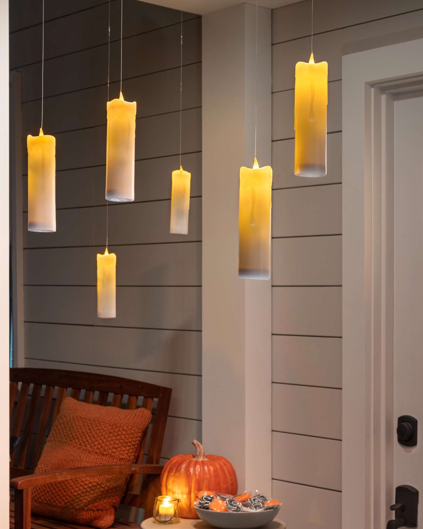 Balsam Hill Outdoor Spellbound Floating LED Candles Set of 6 Elegant Display