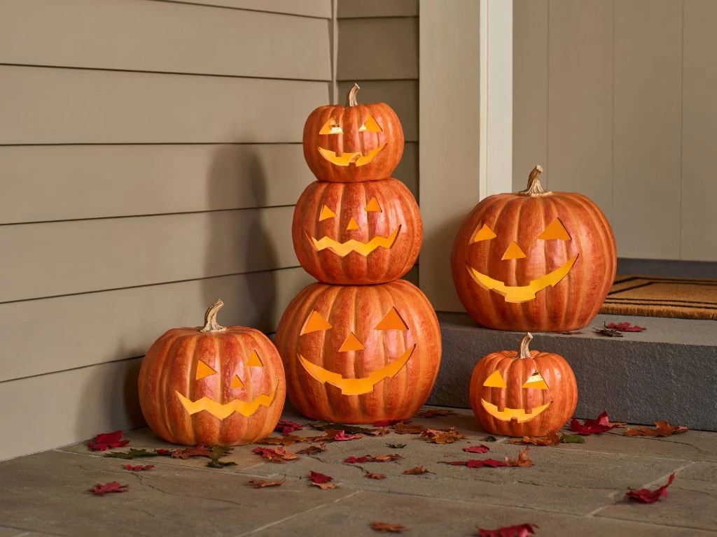 pumpkin carving ideas 2 pumpkins