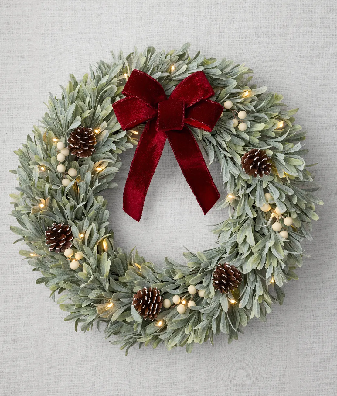 Winterberry Mistletoe Wreath