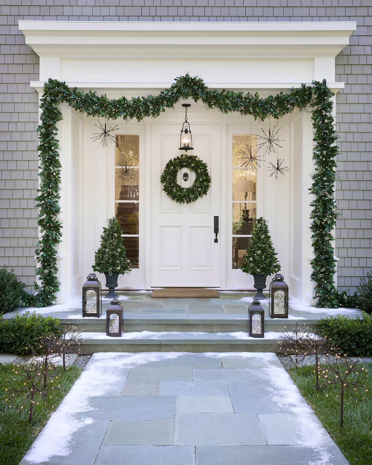 Balsam Hill Outdoor LED Starburst Lights Beautiful Garden Display