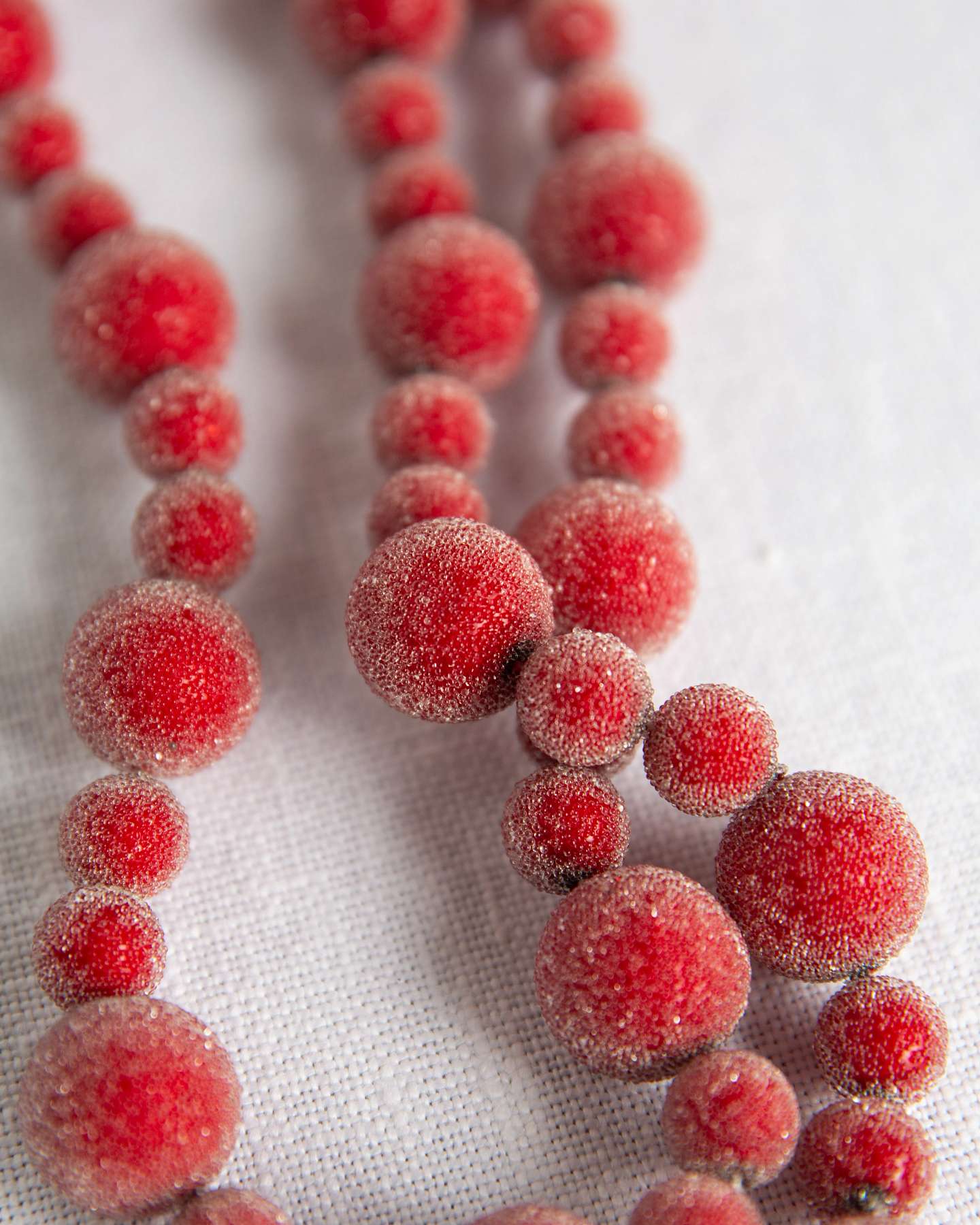 Balsam Hill Sugared Berry Artificial Christmas Garland Set of 3 Close-Up