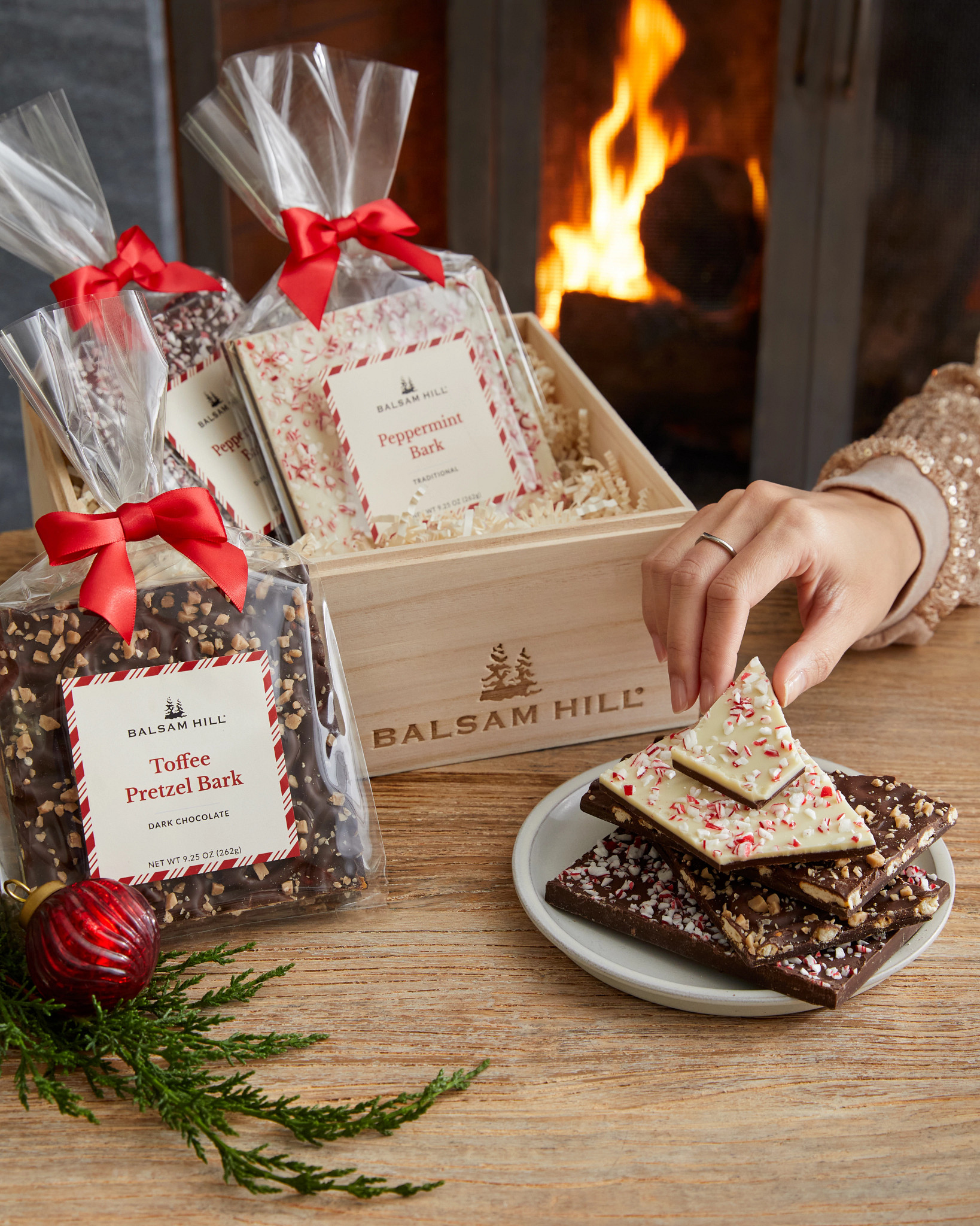 Balsam Hill - 2024 Holiday 3 - Chocolate Bark Collection