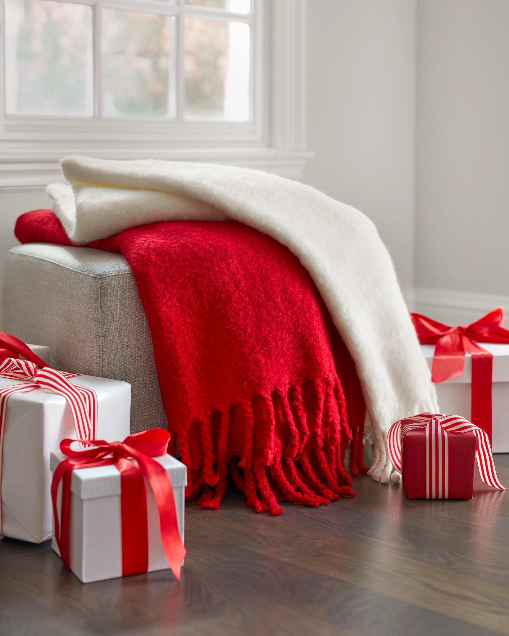 Cheap christmas throw blankets hot sale