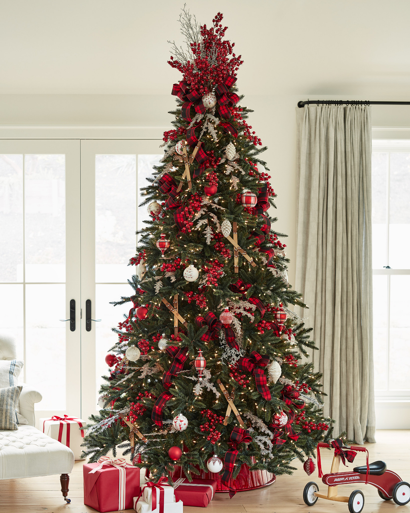 Red christmas deals tree