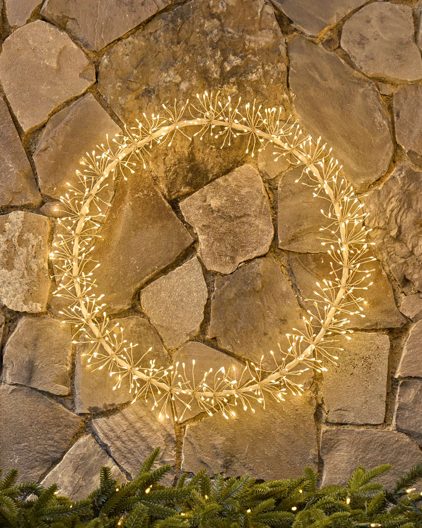Balsam Hill Outdoor Lit Cluster Fairy Artificial Christmas Wreath LED