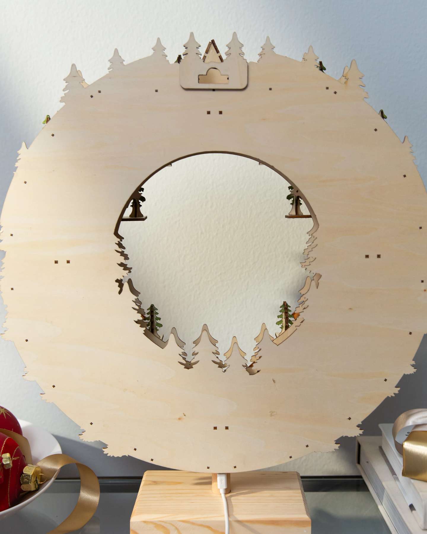 Balsam Hill Couronne de l'Avent en bois lumineuse