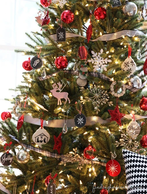 Nantucket Blue Spruce by Balsam Hill Blog 20