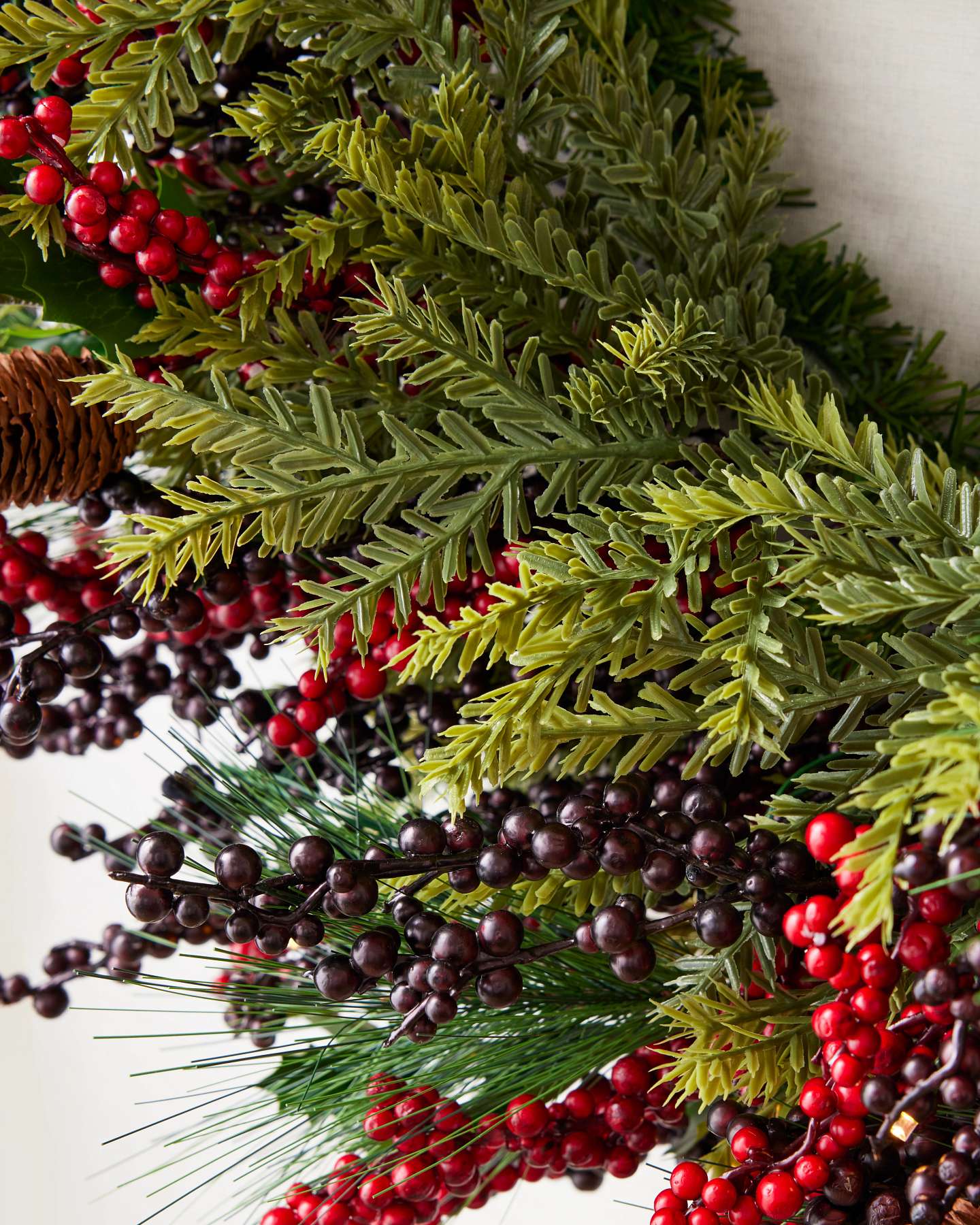 30" Berry Brilliance Wreath