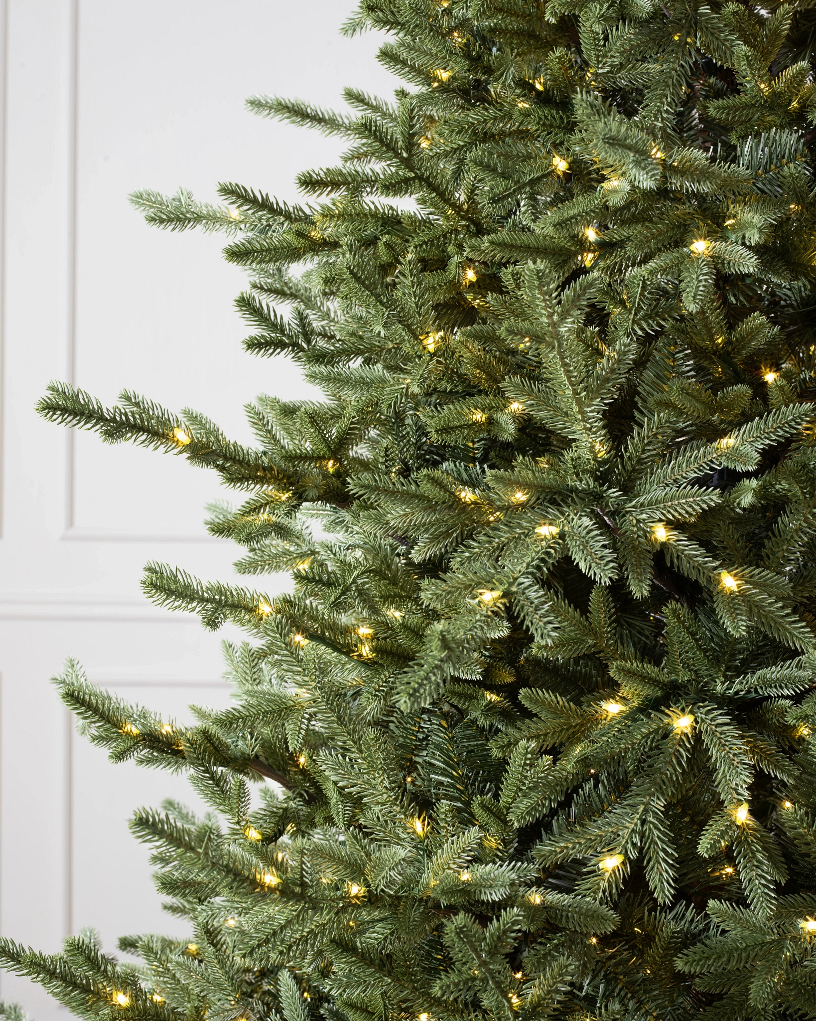 Stratton Valley Spruce Artificial Christmas Tree | Balsam Hill