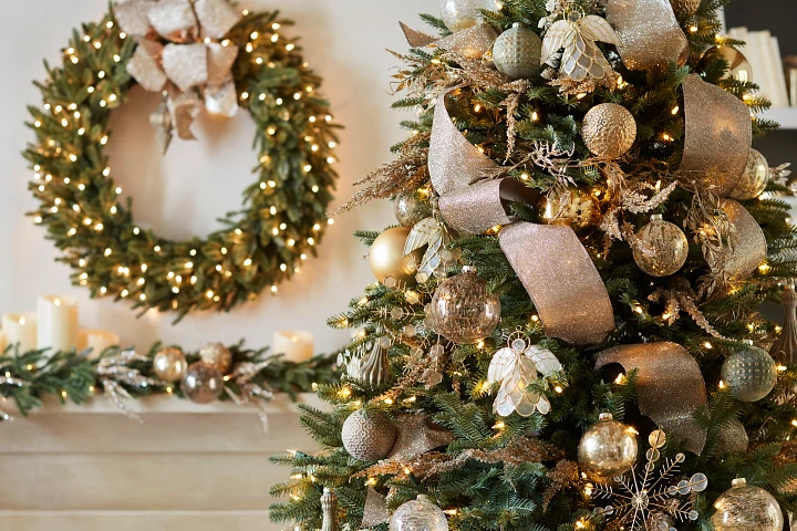 Ornament Hooks (200) - Modern Christmas Trees