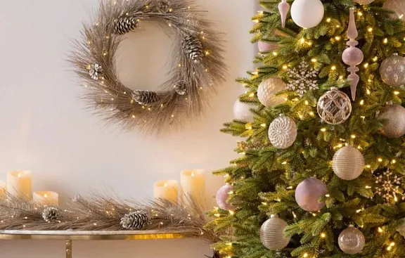 Shop Christmas Decor Up to 60% Off During Balsam Hill's Clearance Sale