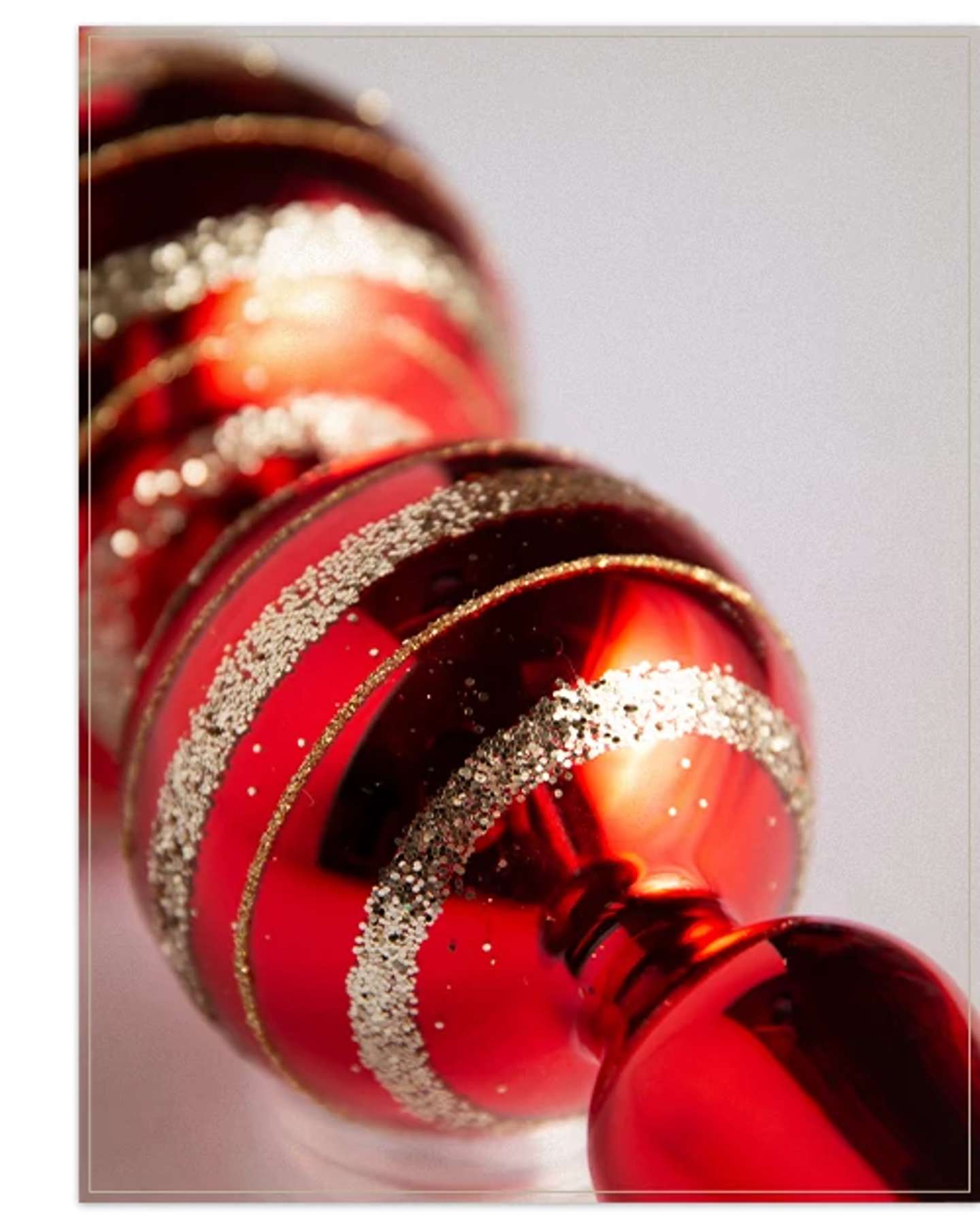 Balsam Hill Christmas Charm Glass Finial Christmas Tree Topper with Elegant Detail