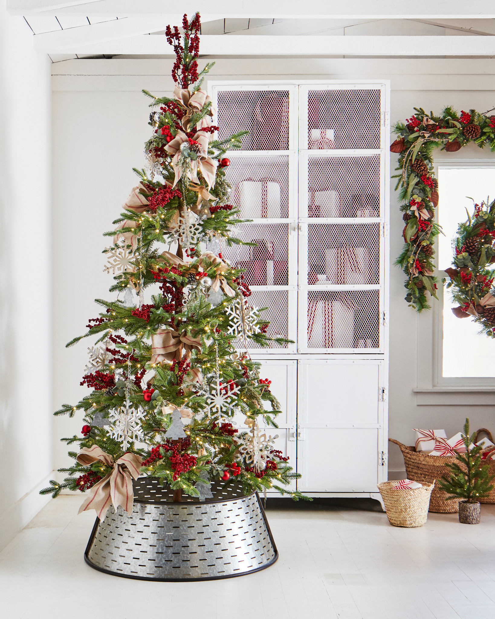 Alpine Balsam Fir Christmas Tree | Balsam Hill