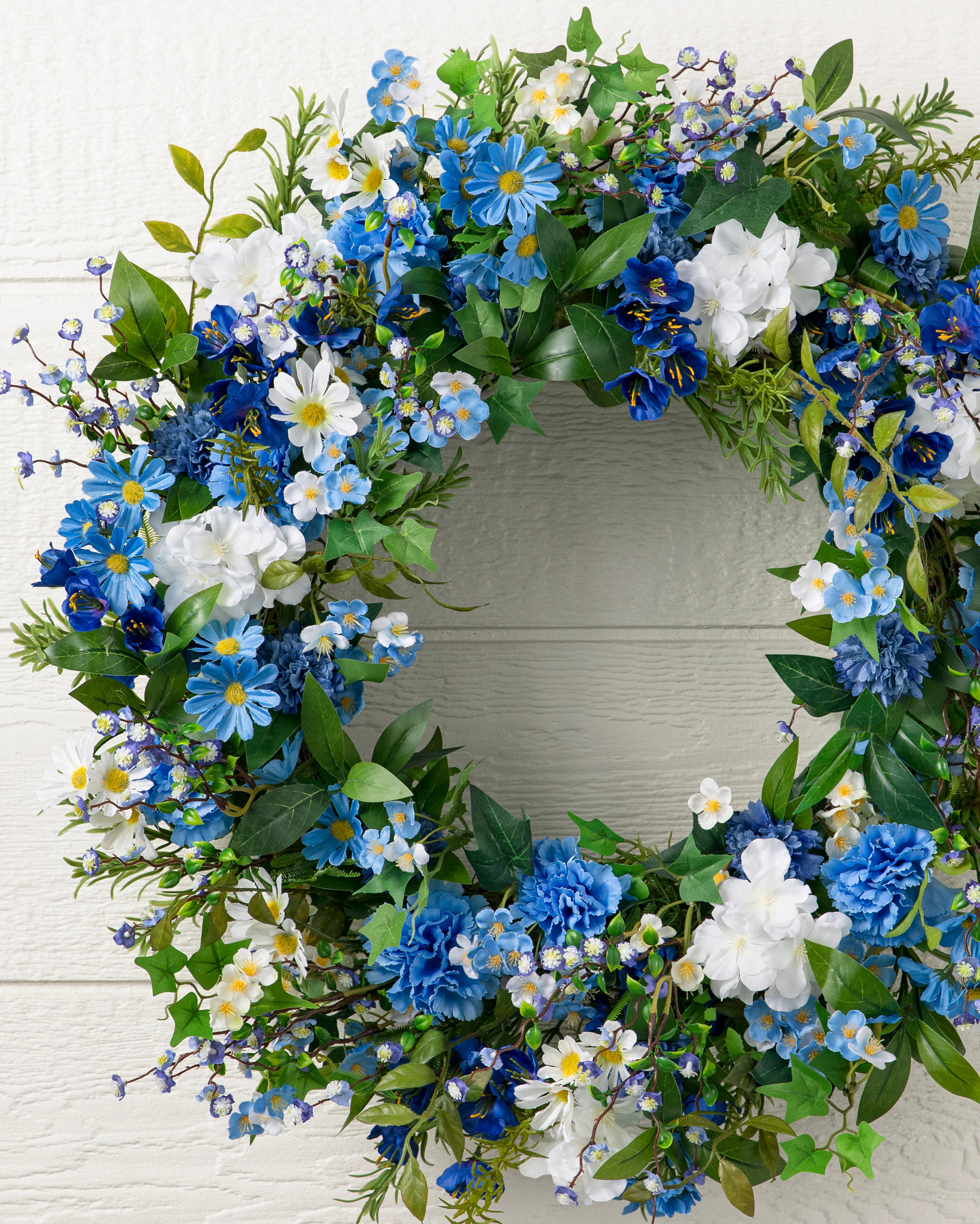 Outdoor Seaside Cottage Wreath