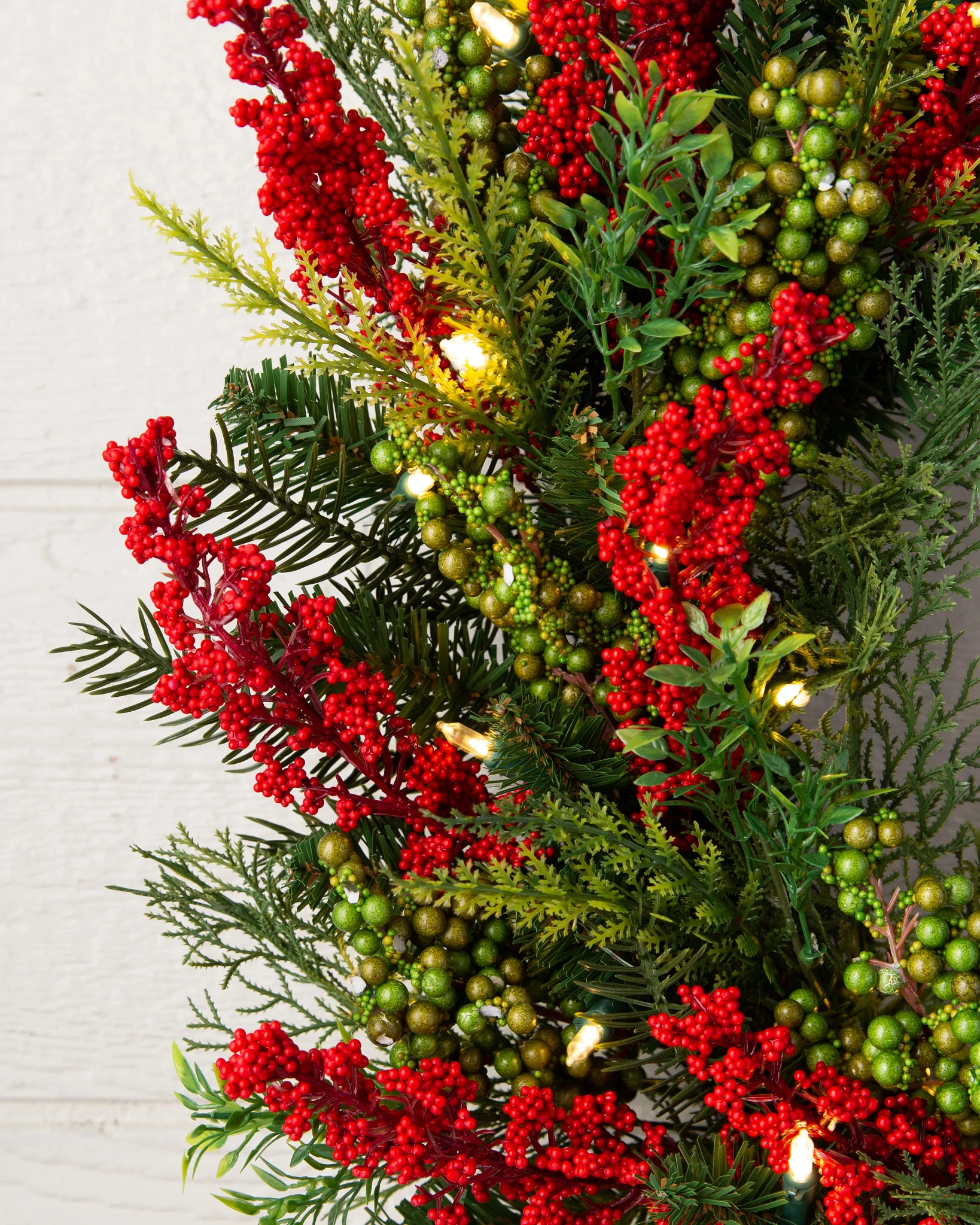 Outdoor Berry Burst Foliage