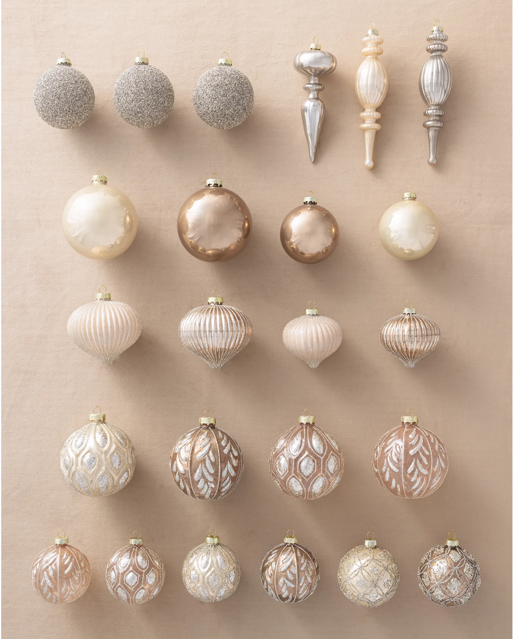 Pearl ornament set deals